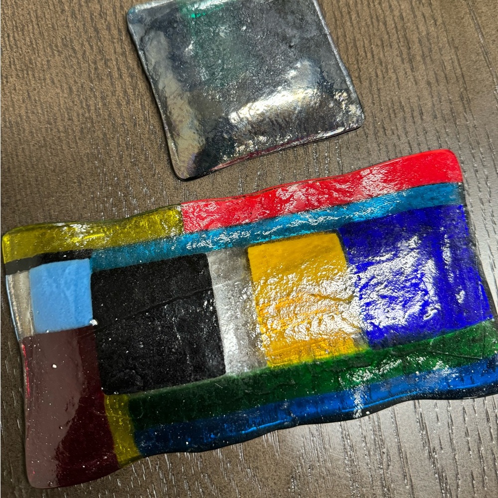 Colorful Glass Tray and smaller Trinket dish to match. - Picture 4 of 4